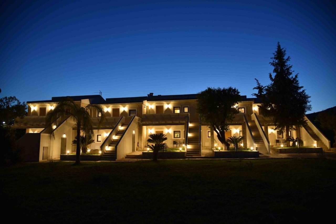 Miramare Luxury Apartments Erétria Buitenkant foto